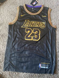 LEBRON JERSEY SIZE M & L / LAST 2