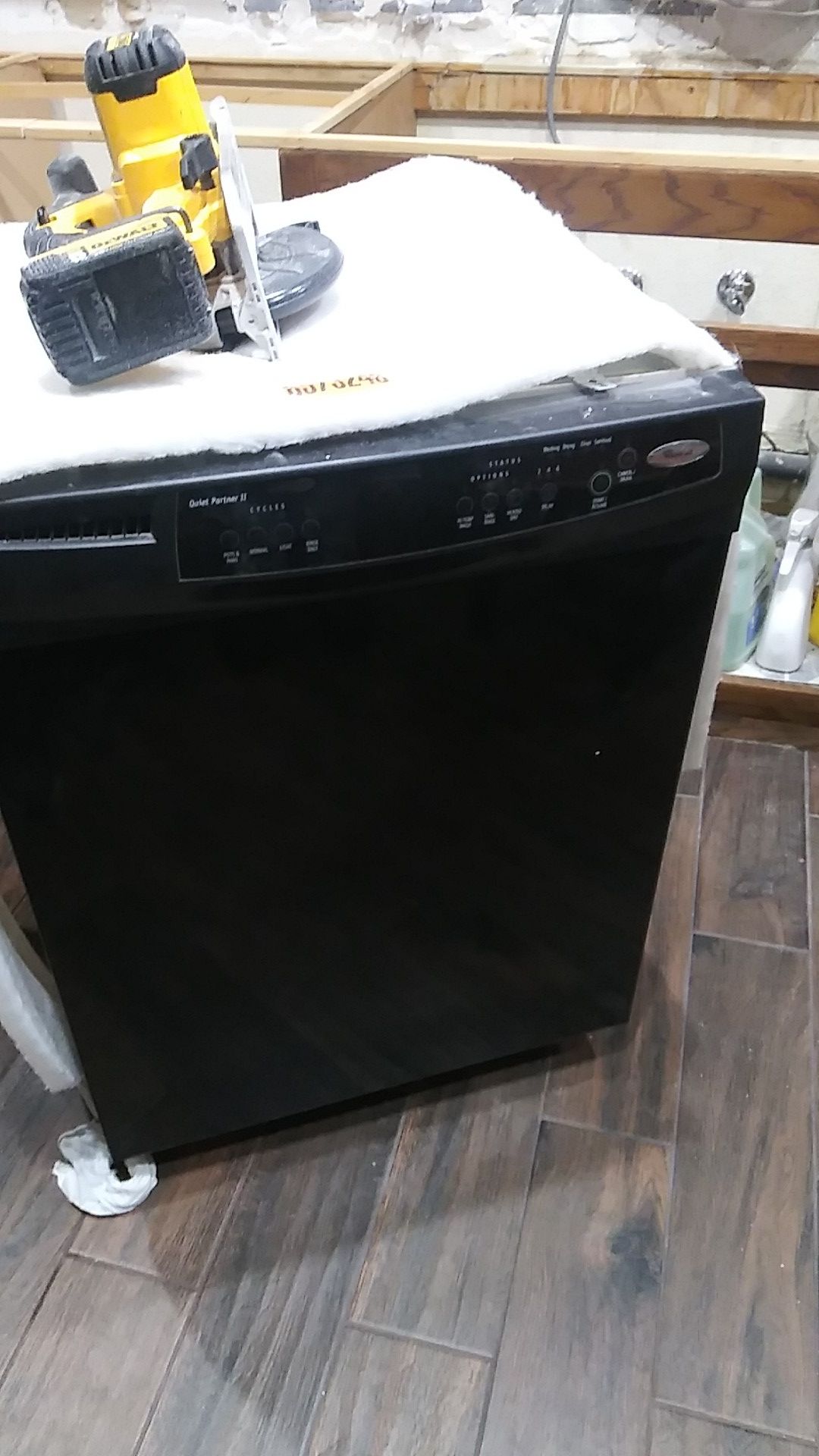 Whirlpool Dishwasher