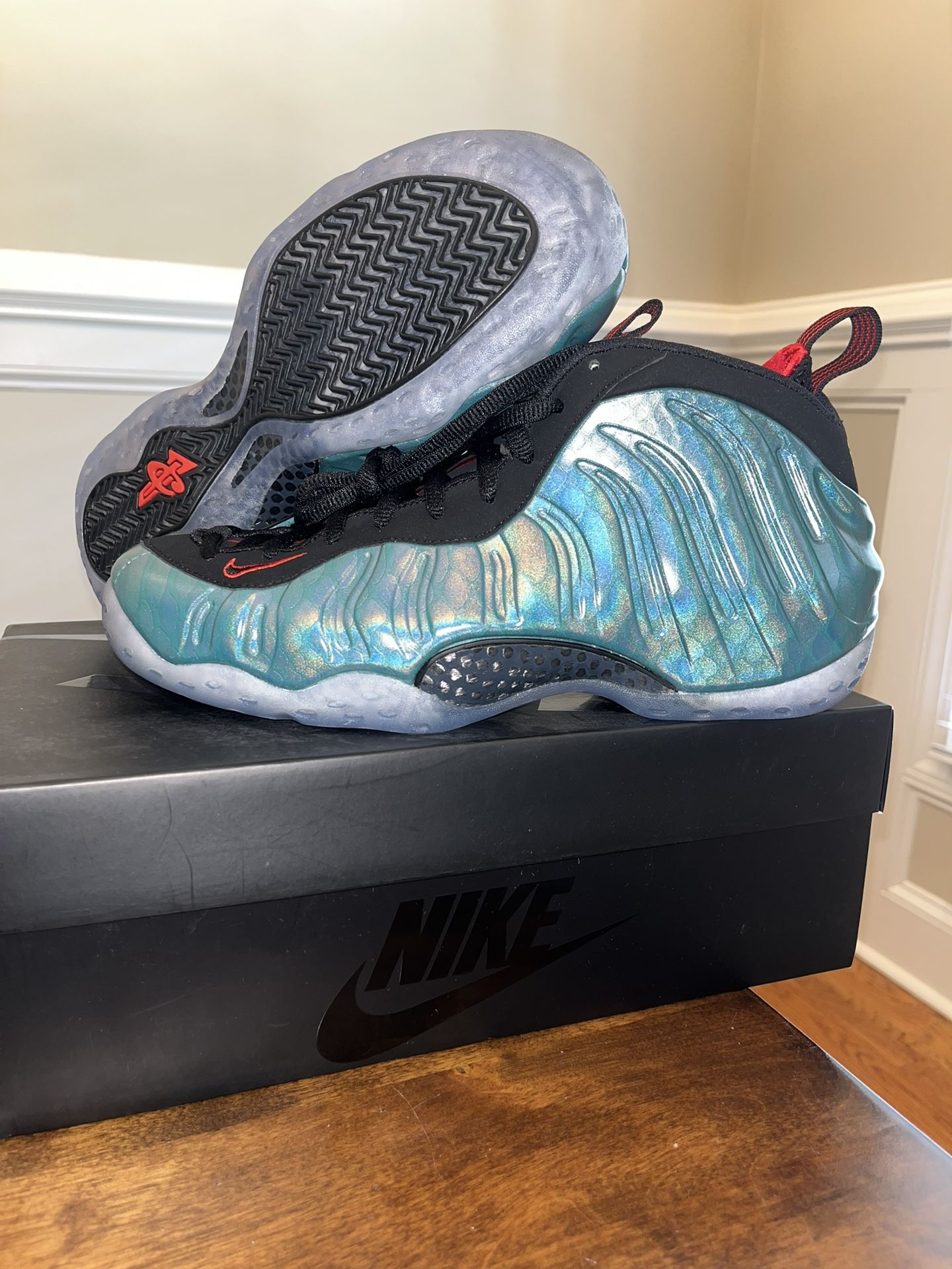 NEW sz 10 AIR FOAMPOSITE ONE PRM 'GONE FISHING'
