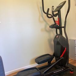 Scwhinn 411 Compact Elliptical 18” Stride