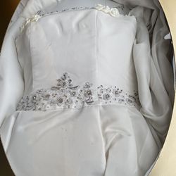 Vestido de Novia- Talla 6-8 Wedding Dress Size 6-8 Thumbnail