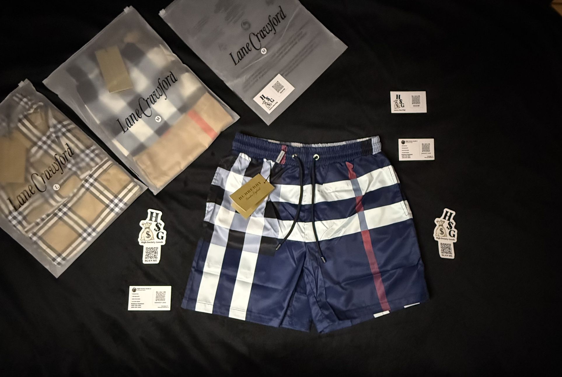 Burberry Shorts *Navy*