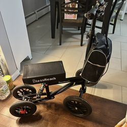 Knee Scooter With Front Storage