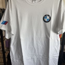 BMW Logo Design Tshirt For Men or Women (XL Size Adult). Also available in Medium, Large and 2XL Sizes.