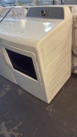 Like new GE gas dryer