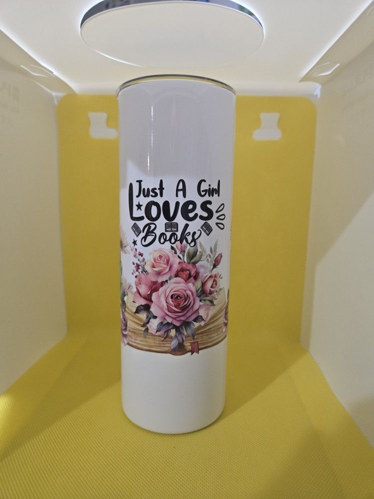 20oz tumbler with plastic straw