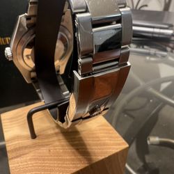 Luxury Stainless Steel Watch For Men And Women