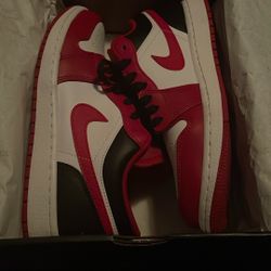 Jordan 1 Low