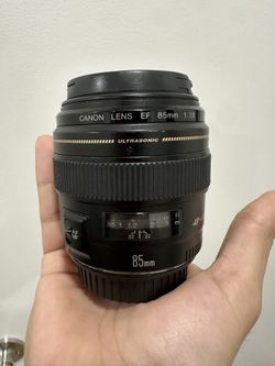 Canon EF 85mm f/1.8 USM Lens Read Description 