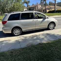 2009 Toyota Sienna Limited AWD 