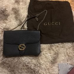 Gucci Chain Shoulder Bag Interlocking G Leather Black
