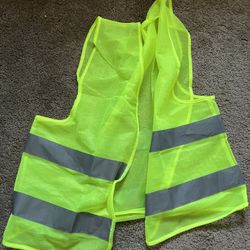 green safety vest 