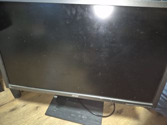 Selling an Acer B286HK 28 inch professional monitor