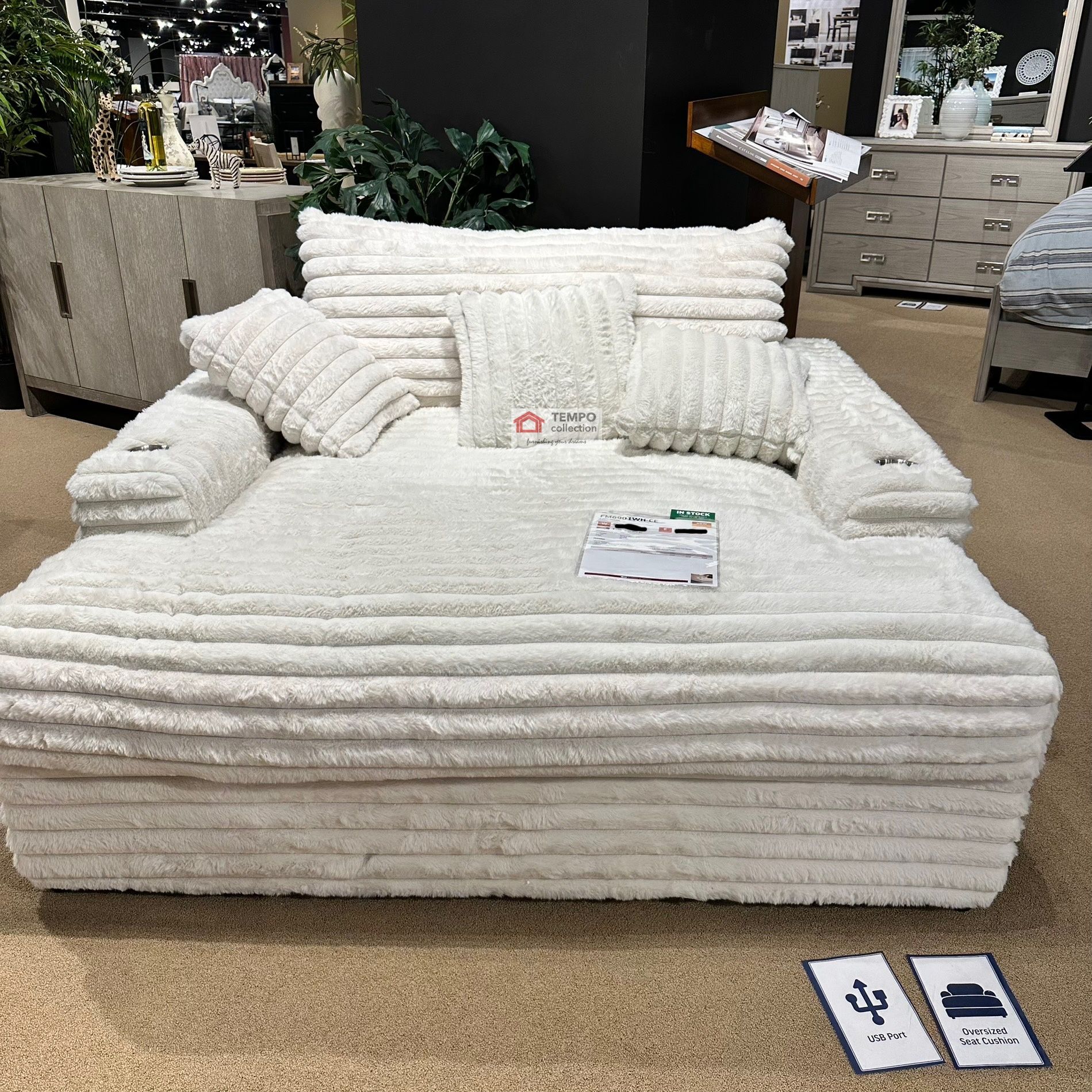 2 ARM CHAIR WHITE CORDUROY