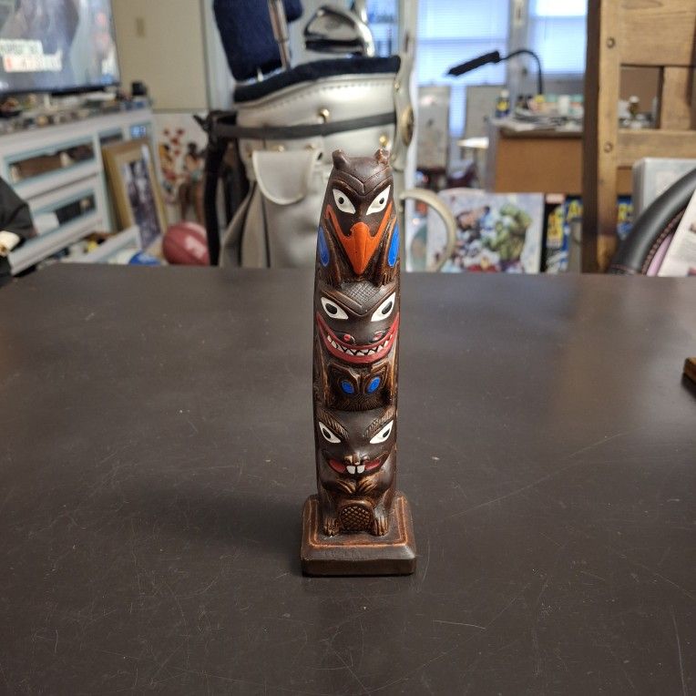 Vintage 1970's Alaskan Totem Pole Resin Native American Tabletop Art 6.5" Tall