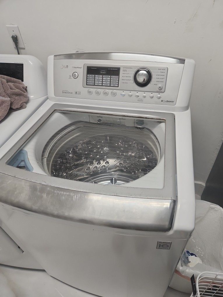 LG Washing Machine  WT6105CW PARTS ONLY