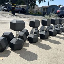 Dumbbells 💪 Weights