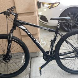 Giant Mountain Bike