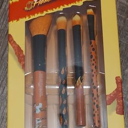 Flaming Hot Crunchy Cheetos Cosmetic Brush Set