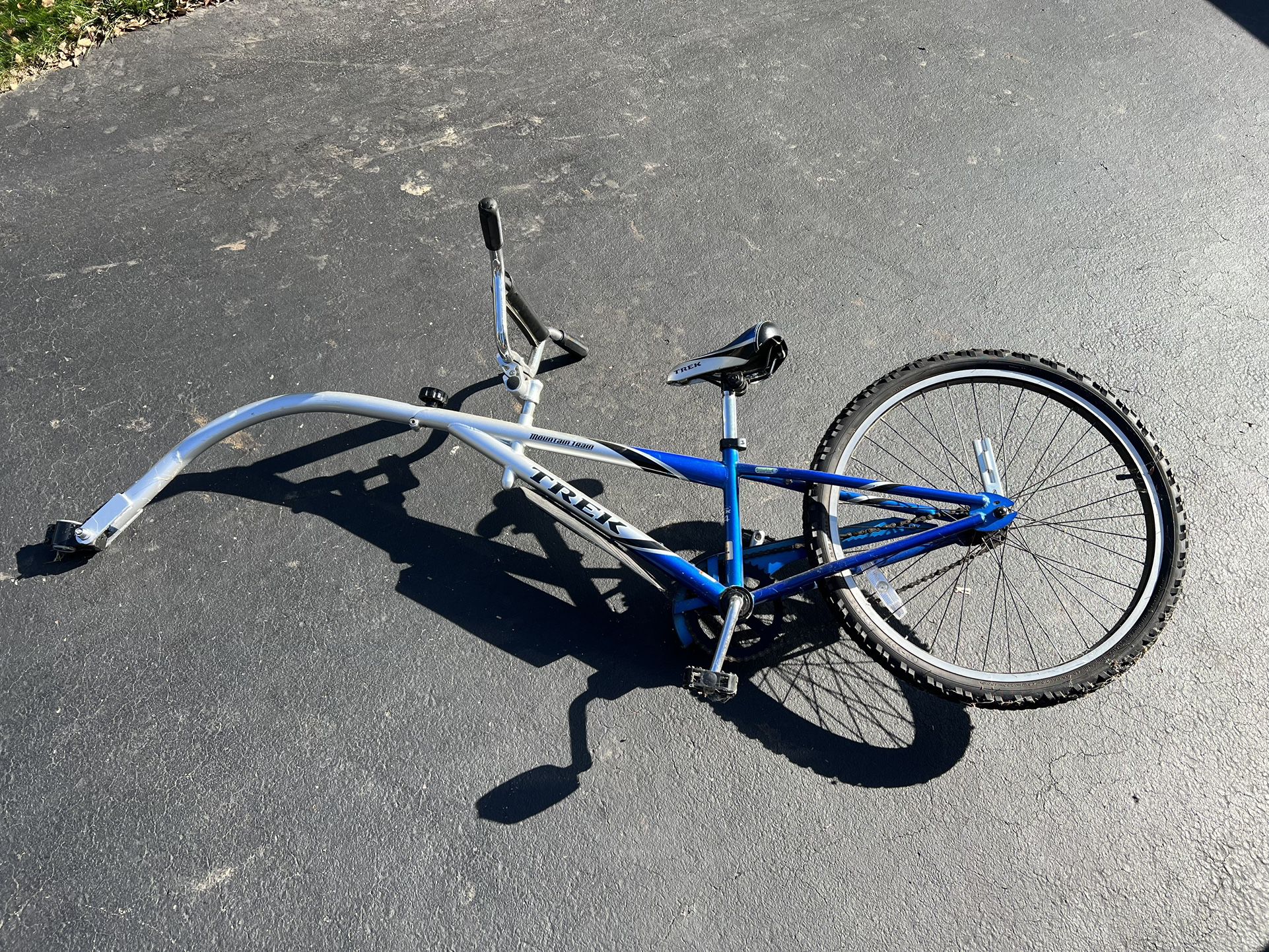 Trek Third Wheel Bicycle Attachment 