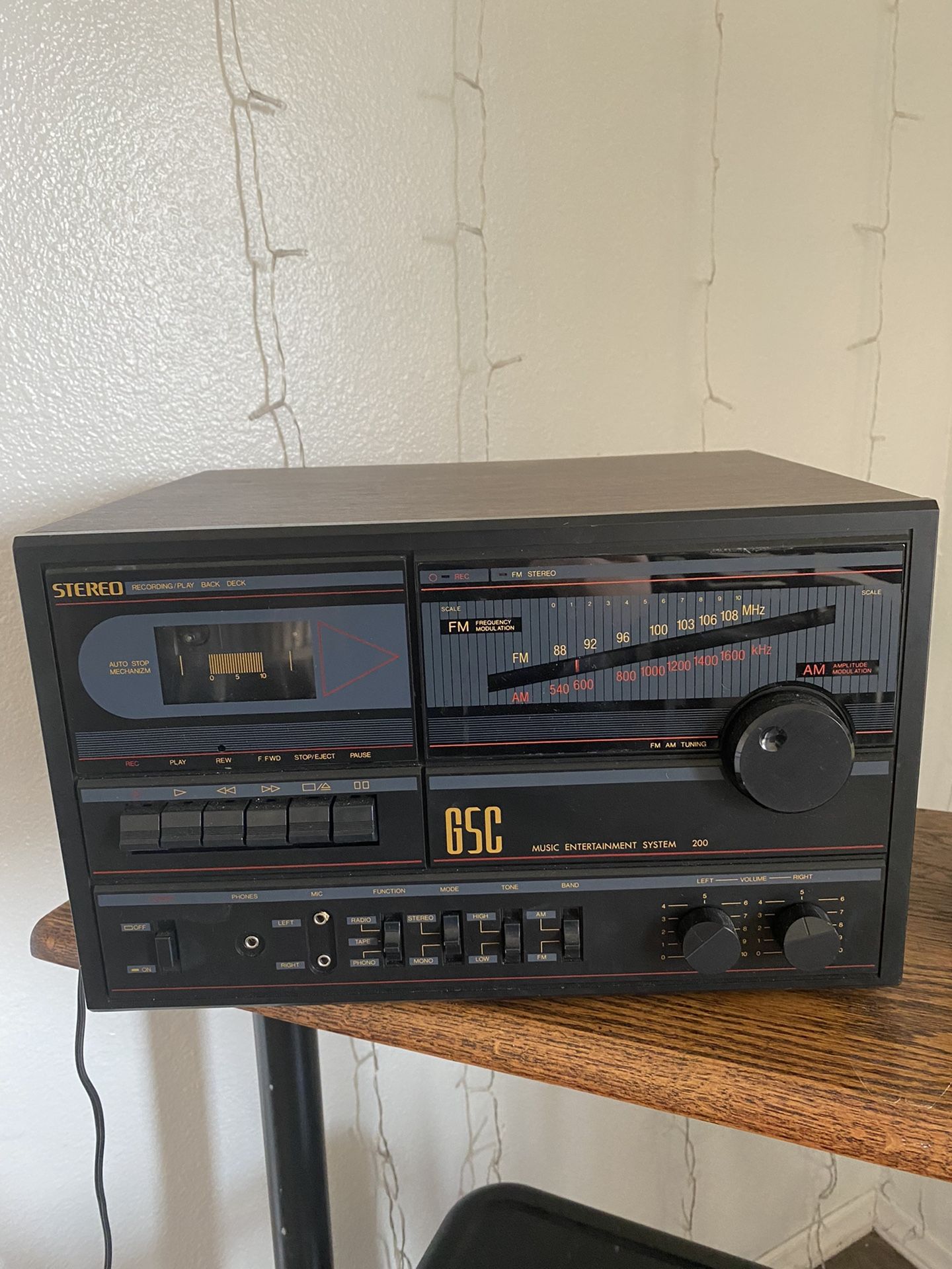 Vintage 1980s GSC FM/AM Receiver and Cassette Recorder Stereo System