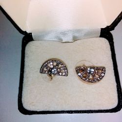 Gold Plated  Earrings 💫🆕2 X $15.00