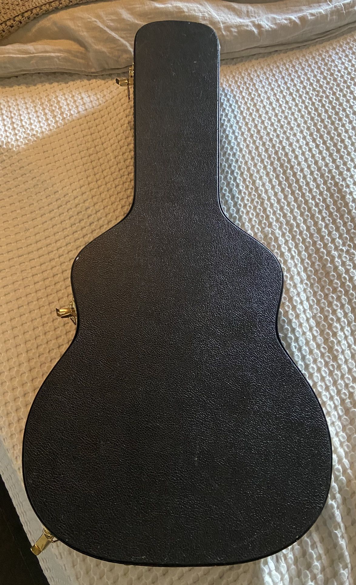 Size 000/OM Martin Guitar Case