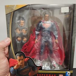 Medicom Mafex Batman Vs Superman: Superman 