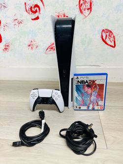 PlayStation 5  - Disc Version - 825GB  , Bonus 1 Game  NBA2K22 ( Used )