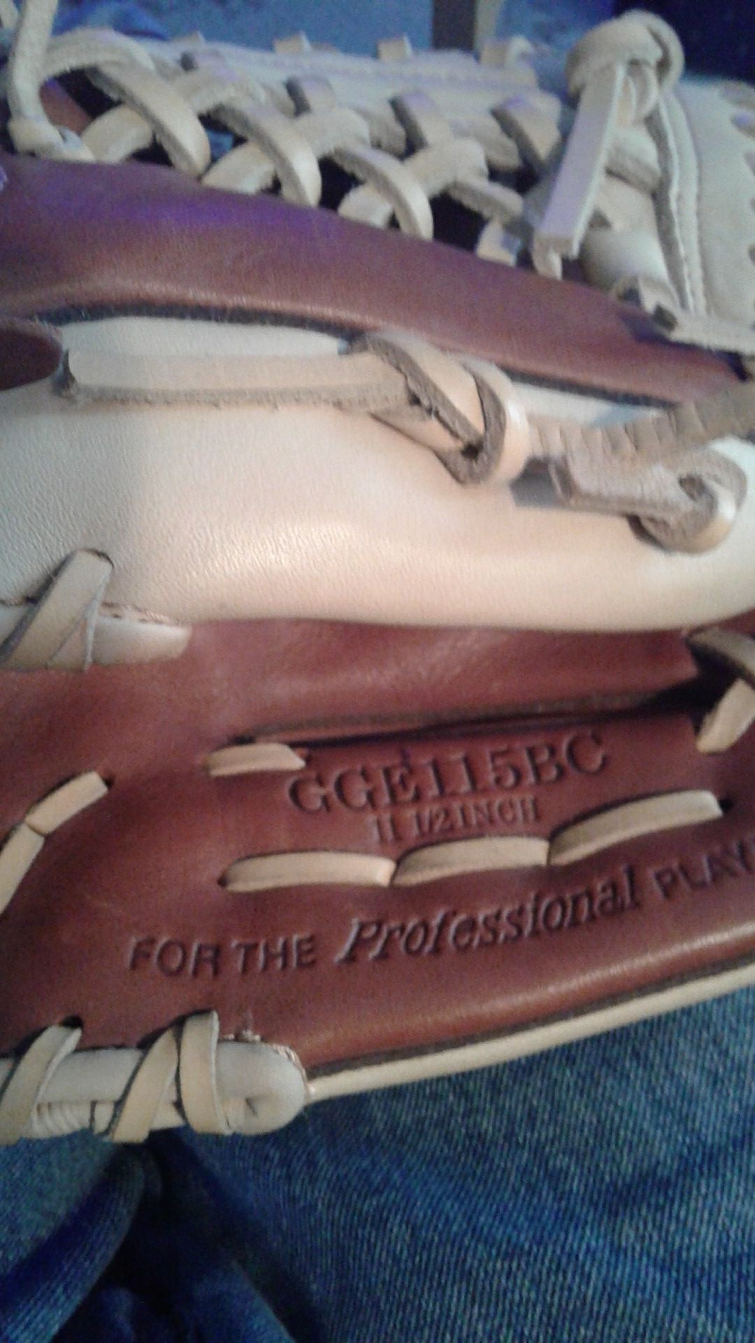 Rawlings baseball glove