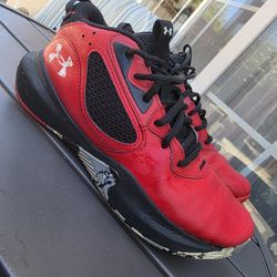Under Armour Shoes Size 7