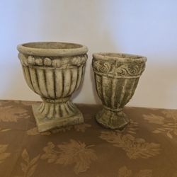2 Planters