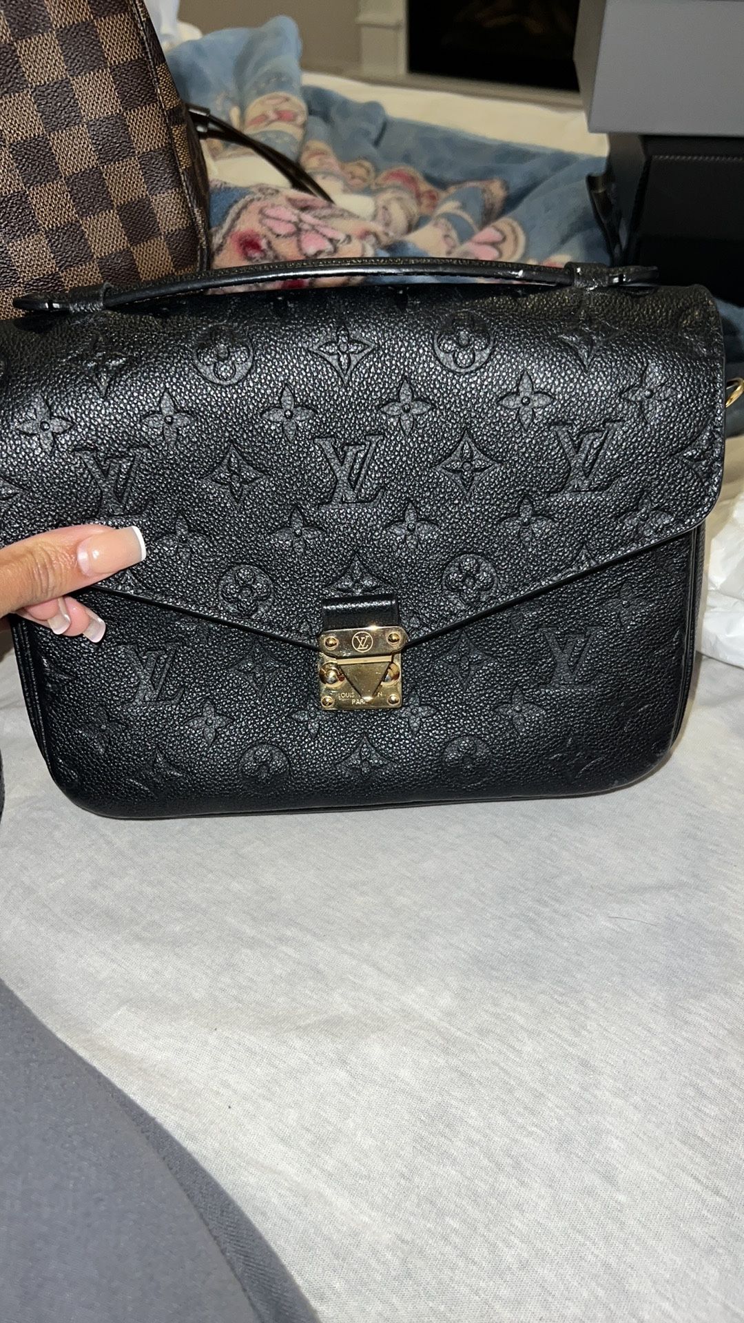 Louis Vuitton Pocketed Métis Bag - Like New