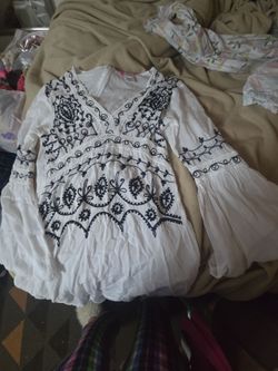 Medium blouse