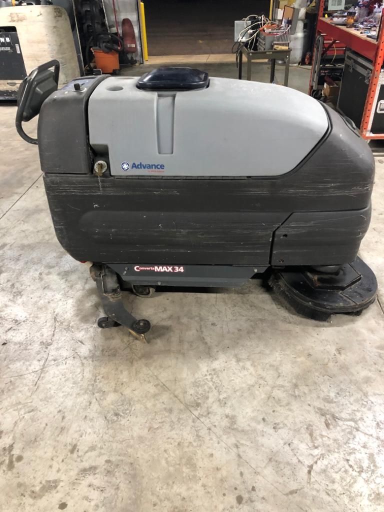 Floor Scrubber ConvertaMax 34 (SOLD AS IS)