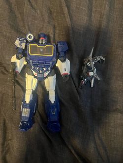 Serious series bumblebee movie soundwave and ravage