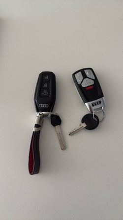 Audi keys fobs llaves