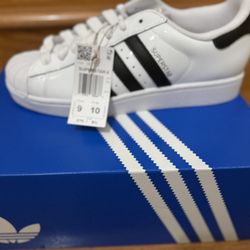 superstar adidas size 9 brand new