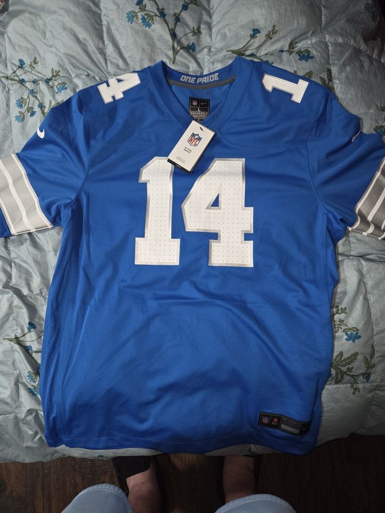 ST BROWN JERSEY BRAND NEW. SIZE LG