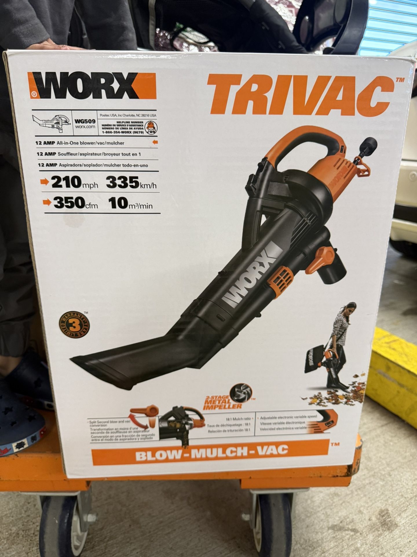 Leaf Blower