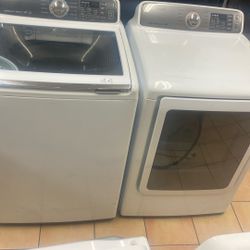 WASHER AND ELECTRIC DRYER 220V