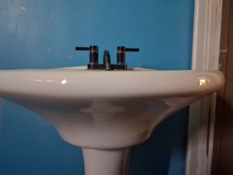 Pedistal sink &stand