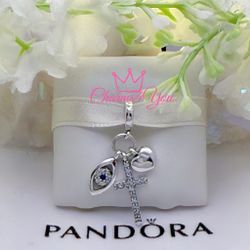 Adorable Charm 925 silver for Pandora moments bracelet.