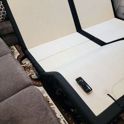 New split King or (2) XL Twin KANES adjustable beds. MUST PICKUP TODAY or I can deliver for FREE if close to USF. 