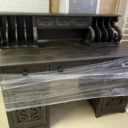 BRAND NEW HALL DESK!! 