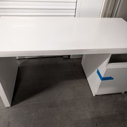 White Office Desk
