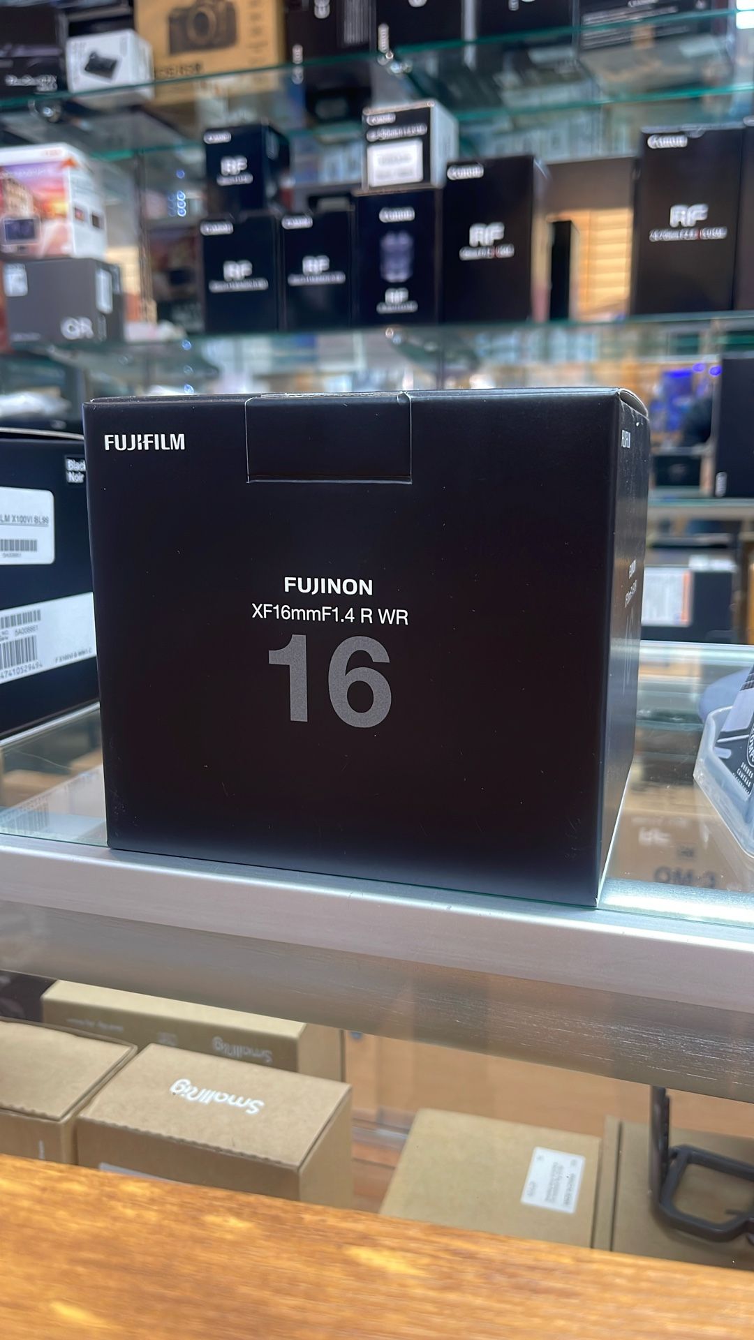 Fujifilm XF 16mm F1.4
