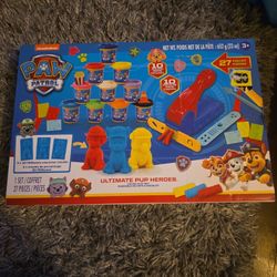 Paw Patrol Ultimate Pup Heros Dough Play Set