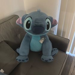Giant Stitch plush 