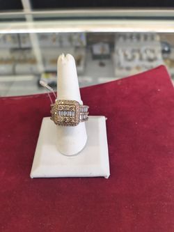10ksolid gold diamond ring 18.7 grams size 10 layway available 10% Dwon if you interested please make sure you ask for Maribel thank you